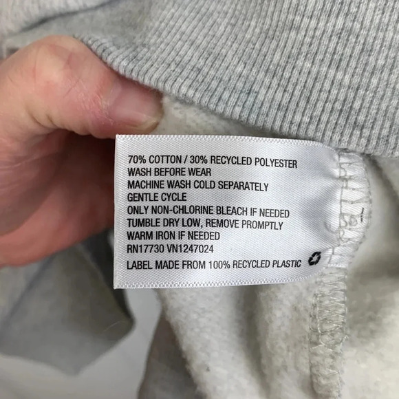 Stoney Clover Lane x Target gray sweatshirt sz 2X - Picture 3 of 7